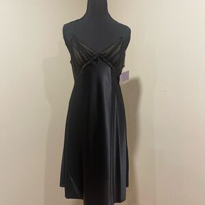Vera Wang Lavender Label Black Chemise- Gorgeous!  New with Tags!